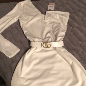 NWT ONE SLEEVE BODYCON WHITE DRESS! BELT INCLUDED